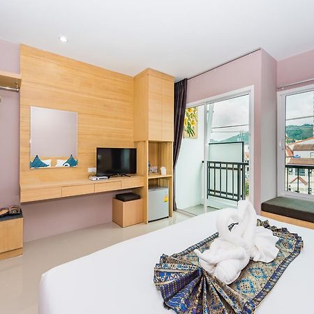 Royal Luxury Hotel Patong Buitenkant foto